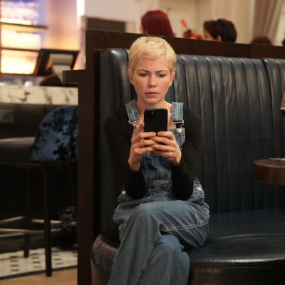 Tο «Dying for Sex» δεν είναι απλώς μια σειρά -είναι η πιο ανατρεπτική συζήτηση με τις φίλες σου