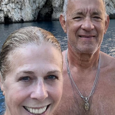 Tom Hanks και Rita Wilson: 37 χρόνια έρωτα, αντοχής και αφοσίωσης - Επέτειος στην παραλία με μαγιό