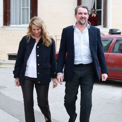 H Xρυσή Βαρδινογιάννη αγαπάει τα λευκά T-Shirts και τα λευκά T-Shirts αγαπούν τη Χρυσή Βαρδινογιάννη