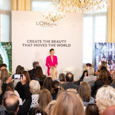 L'Oréal Hellas: Η Ομορφιά που Κινεί τον Κόσμο: Μια θεαματική εμπειρία στη Γαλλική Πρεσβεία