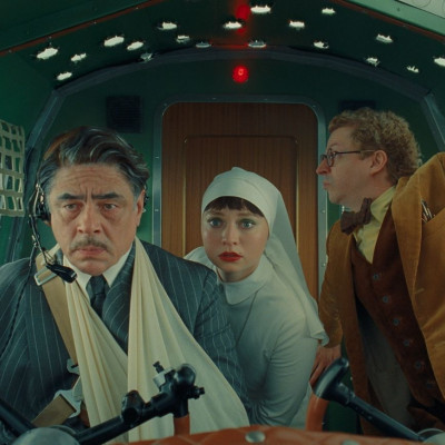 Ώρα για θερινό, ώρα για έναν διαγωνισμό που θα σε οδηγήσει στην ταινία «The Phoenician Scheme»