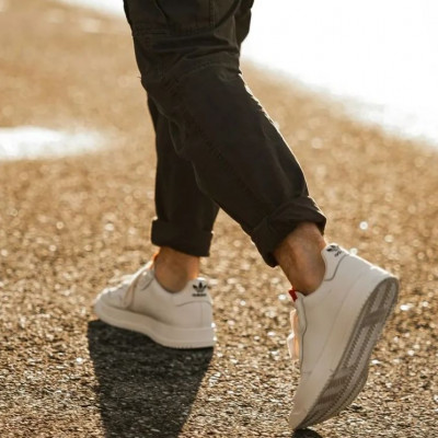 10.000 βήματα ή 30 λεπτά ιαπωνικού περπατήματος; Γιατρός του Χάρβαρντ εξηγεί ποιο είναι καλύτερο