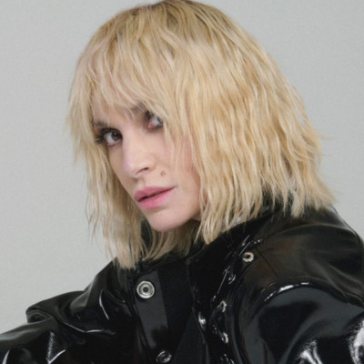 Αλλά-ΖΩ” λέει η Ελεωνόρα Ζουγανέλη και αποδεικνύει πως δεν φοβάται τις αλλαγές