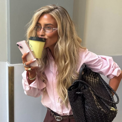 Summer hair alert! 4 τάσεις που «αποχαιρετάμε» και 4 που θα δούμε παντού φέτος το καλοκαίρι