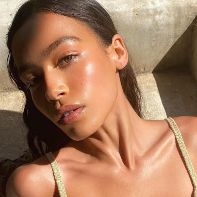 Ghost Lashes: Το νέο makeup trend θέλει τις βλεφαρίδες εντελώς άβαφες