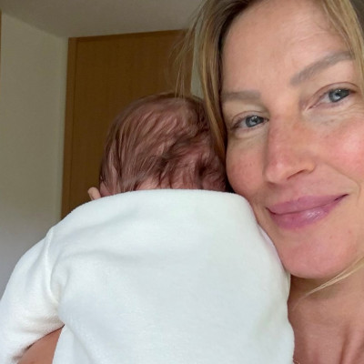 Η Gisele Bündchen είναι στα 45 σύμβολο του «φτιάχνω τη ζωή μου από την αρχή» μετά τον χωρισμό