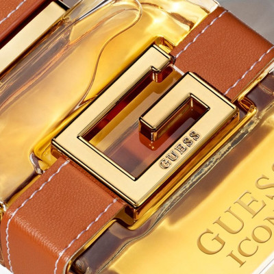 GUESS ICONIC fragrance For Men: Το δώρο που θα κάνεις στον iconic traveler σου