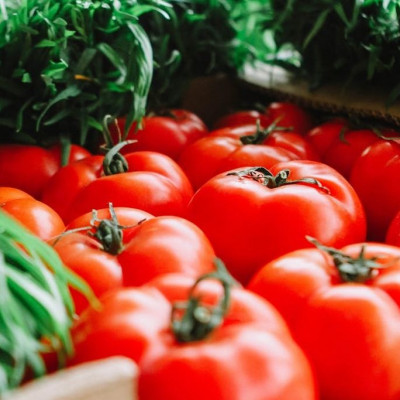 3 λάθη που κάνεις με τις ντομάτες και τις καταστρέφεις πριν τις γευτείς