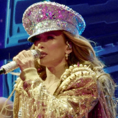 3D nail arts: Η νέα τάση στο manicure είναι approved από τη JLo