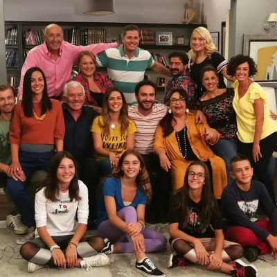 2 πασίγνωστες σειρές έγιναν ξανά trend στο TikTok: Η μία «γιόρτασε» και τα 20α της γενέθλια