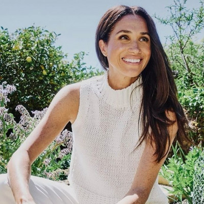 H Meghan Markle γίνεται 44 ετών - 3 fashion εμφανίσεις του 2025 που έκαναν τη δούκισσα να ξεχωρίσει