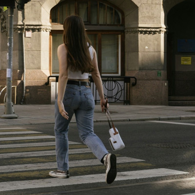 Καλά νέα: Δεν χρειάζεται να περπατάς 10.000 βήματα την ημέρα για να μείνεις «υγιής»