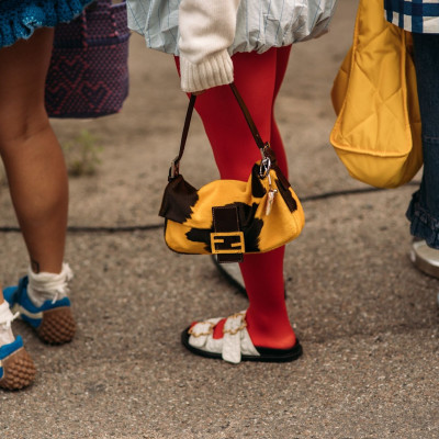 Τα fashion items που πρέπει να έχεις τη μεταβατική περίοδο από καλοκαίρι σε φθινόπωρο