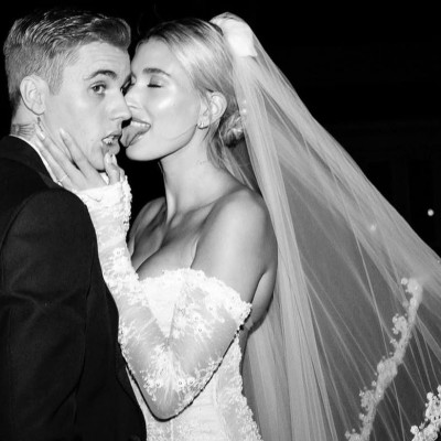 Ο Bieber γιόρτασε 7 χρόνια γάμου με την Hailey, αποκαλύπτοντας τους 10 κανόνες της οικογένειάς τους