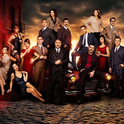 28 ηθοποιοί του Porto Leone αποκαλύπτουν τα μυστικά τους: Ο δολοφόνος και οι 2 τραγικές ηρωΐδες