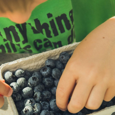 Η γρήγορη αντίδραση ενός παιδιάτρου έσωσε την κόρη του από πνιγμονή: το λάθος που κάνουν οι γονείς