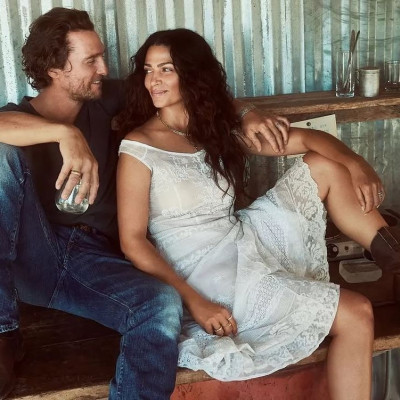 Love lessons από τον Matthew McConaughey: Το μικρό μυστικό που κρατά τη σπίθα αναμμένη στον γάμο του