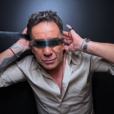 «Στα 50 μου χρόνια εκτίμησα εμένα», λέει ο Μαζωνάκης στο 5ο βίντεο στο TikTok του και αποθεώνεται