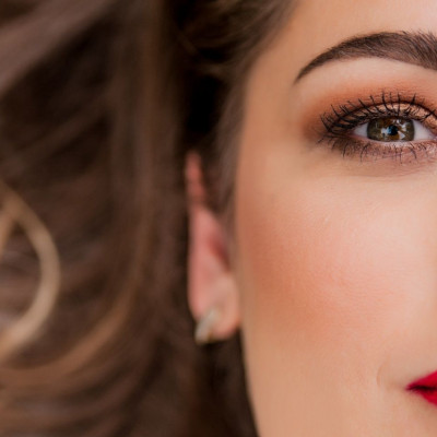 Το τέλειο μακιγιάζ φρυδιών: Οδηγός για φρύδια που τραβούν τα βλέμματα