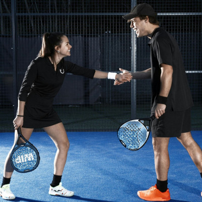 Είναι το padel το «νέο Tinder»;