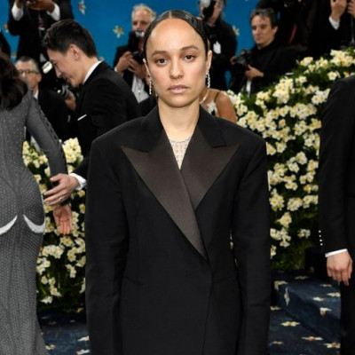 Ποια είναι η Grace Wales Bonner που αναλαμβάνει τα ηνία της ανδρικής συλλογής της Hermès;