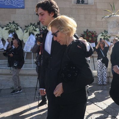 Τα δάκρυα της Άσπας του και το «αντίο» στον Σαββόπουλο: Τα συγκινητικά λόγια του εγγονού του