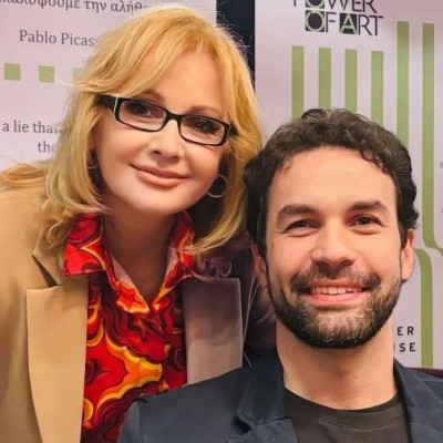 Το συγκινητικό «αντίο» του γιου της Αγγελικής Νικολούλη στη γιαγιά του & η αναβολή του Τούνελ