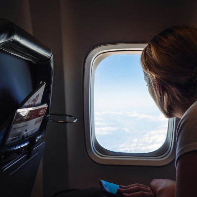 Η καλύτερη ημέρα για να κλείσεις αεροπορικά εισιτήρια, σύμφωνα με τους ειδικούς των ταξιδιών