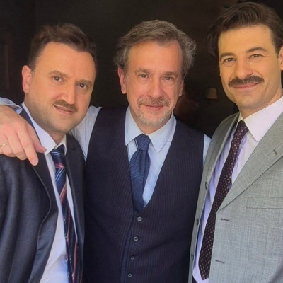 Η διπλή απιστία στο Σπίτι δίπλα στο Ποτάμι & η κατάρρευση του Αλέξανδρου Σταύρου πριν γίνει πατέρας