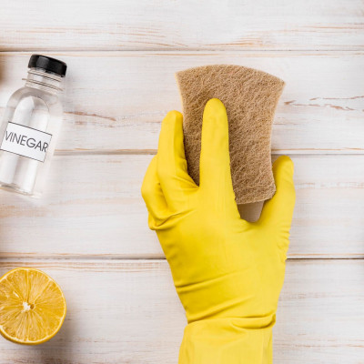 Ανακάτεψε δύο κουταλιές ξίδι με τρία κομμάτια λεμόνι: γιατί το προτείνουν και σε τι χρησιμεύει