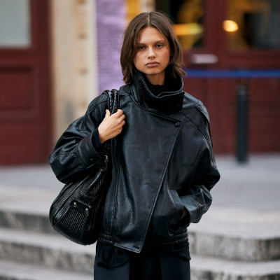 Ένα leather jacket είναι η επένδυση που αξίζει να κάνεις τον χειμώνα - Plus: οδηγός αγοράς