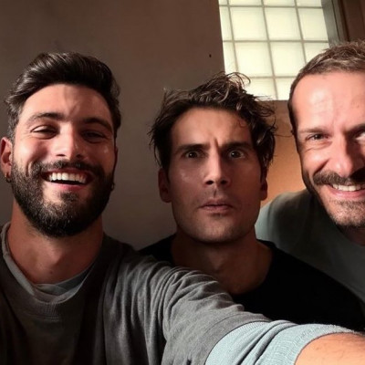 Οι 3 μπαμπάδες από το «Μπαμπά σ' αγαπώ» μας συστήνουν τα παιδιά τους: Τα πρώτα πλάνα και η πρεμιέρα