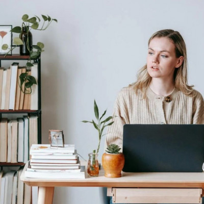 Πώς μπορεί η χρήση της τεχνητής νοημοσύνης να οδηγήσει σε ψυχωσικές παραληρητικές ιδέες