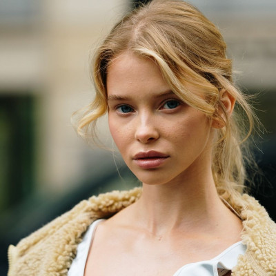 Αυτά τα 4 «ξεπερασμένα» hair trends που είναι ξανά στις τάσεις και αξίζει να τα δοκιμάσεις