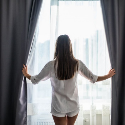 Οι υφασμάτινες κουρτίνες περνούν σε δεύτερο πλάνο: Η εναλλακτική του 2026