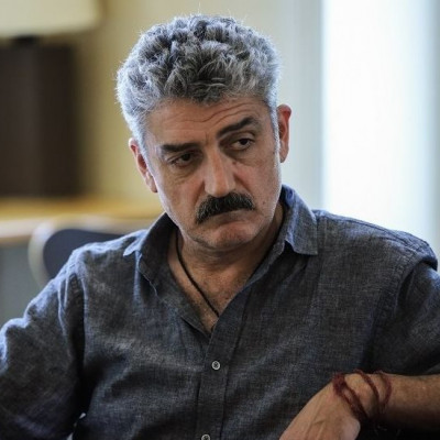 'Ενας χρόνος χωρίς τον Δημήτρη Ήμελλο: Οι αναρτήσεις των φίλων του και το διαρκές «Μας λείπεις»