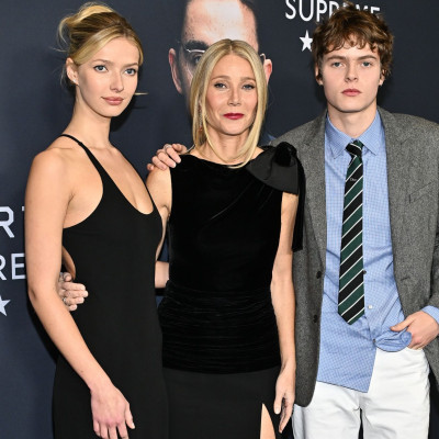 Viral εμφανίσεις στο κόκκινο χαλί: H πρεμιέρα του «Marty Supreme» έφερε 2 fashion déjà vu στη NY