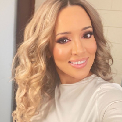 H Καλομοίρα κυκλοφόρησε το «Last Christmas», αλλά θυμάσαι πόσοι Έλληνες το έχουν κάνει επανεκτέλεση;