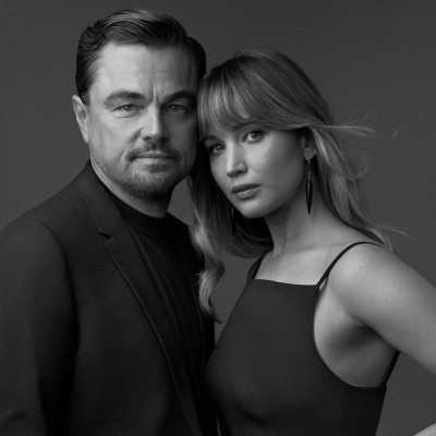 Ο Leonardo DiCaprio εξομολογείται ότι δεν έχει ξαναδεί τον Τιτανικό και η Jennifer Lawrence αντιδρά