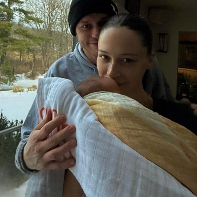 Elsie Hewitt: Η επέμβαση που έκανε, ακριβώς μετά τη γέννηση της κόρης της με τον Pete Davidson