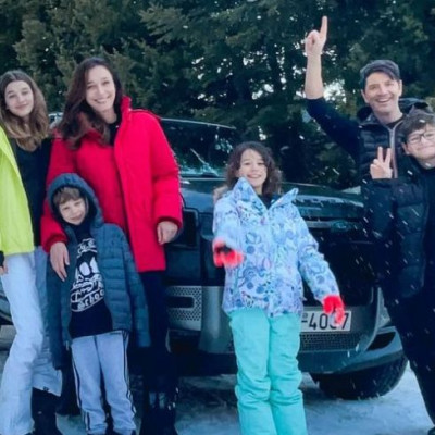 Ο Σάκης Ρουβάς χορεύει με τη 12χρονη κόρη του Αριάδνη στο Tik Tok και γίνεται viral