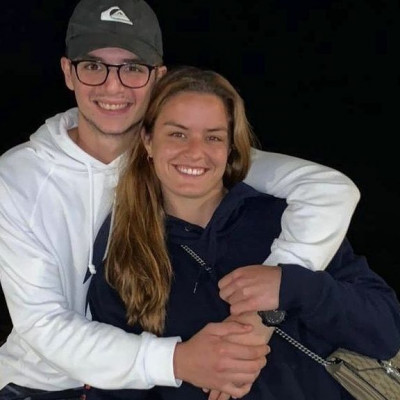 Μαρία Σάκκαρη - Κωνσταντίνος Μητσοτάκης: Το μονόπετρο στο βίντεο και οι φήμες για γάμο το 2027