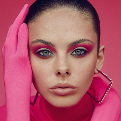 4 makeup trends που θα δούμε παντού το 2026 - Οι χρωματιστές σκιές επιστρέφουν!