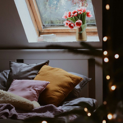 Γιατί νιώθεις «κουρασμένο» το σπίτι μετά τις γιορτές; 5 εύκολοι τρόποι να το ανανεώσεις γρήγορα