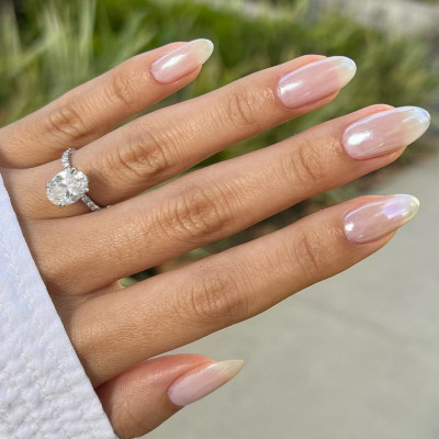 Animal prints, πουά σχέδια και micro french manicure είναι οι τάσεις που θα δούμε στα νύχια το 2026