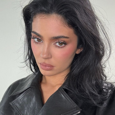 Έχεις λεπτά μαλλιά; Τότε πρέπει να δοκιμάσεις το νέο κούρεμα της Kylie Jenner