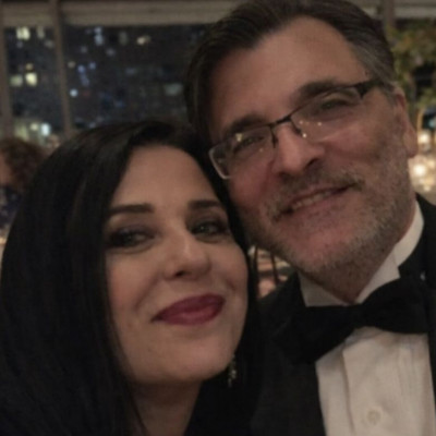 Μέσα σε λίγες ημέρες, η Τζομπανάκη κατέρριψε το αφήγημα για τη χιλιομετρική απόσταση σε έναν γάμο