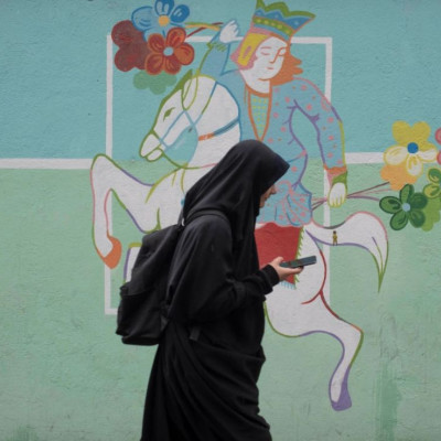 Πώς το Ιράν «έσβησε» το διαδίκτυο και γιατί αυτό αφορά πολύ περισσότερους απ’ όσους νομίζουμε