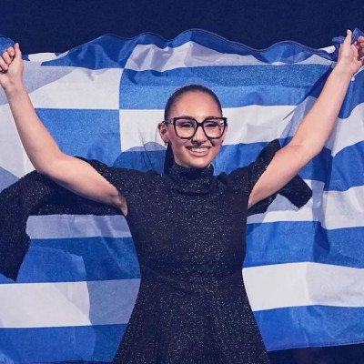 Η Κλαυδία βρήκε τη σωσία της και οι νικητές της Eurovision του 2008 επιστρέφουν