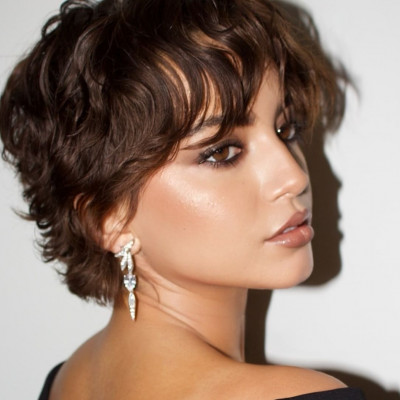 Air pixie: Το νέο ανάλαφρο pixie cut που χαρίζει extra κίνηση & όγκο στα πολύ λεπτά μαλλιά